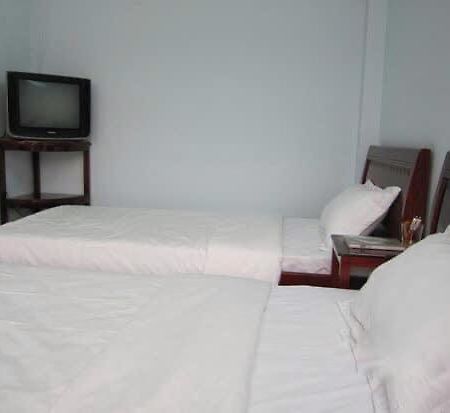Hoa Cuc Xanh Mini Hotel Hue Exterior photo